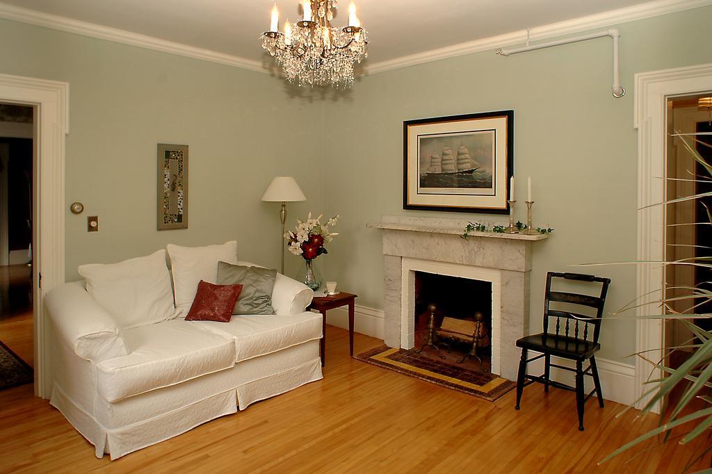 Benjamin F. Packard House Bed And Breakfast Bath Exterior foto