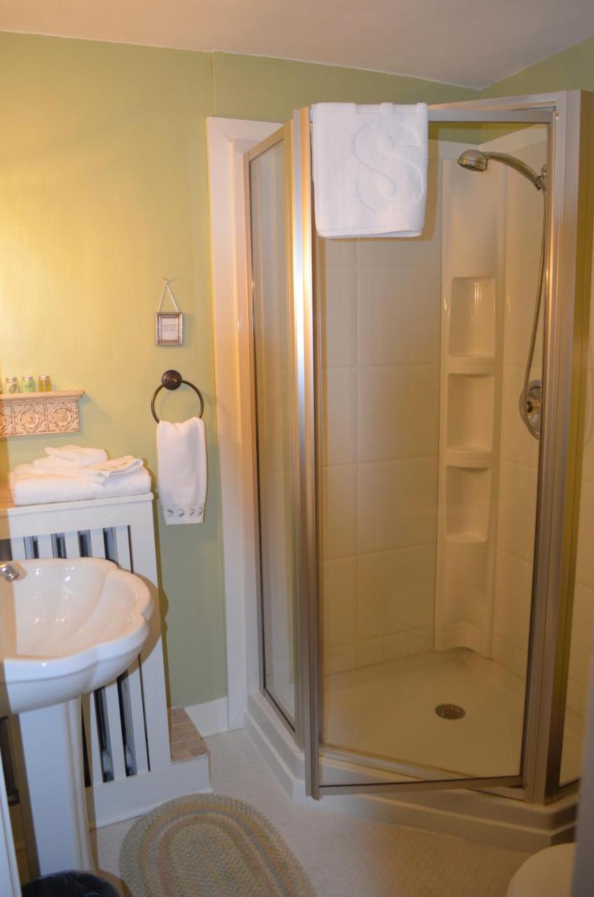 Benjamin F. Packard House Bed And Breakfast Bath Exterior foto